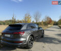 Серый Ауди E-Tron, объемом двигателя 0 л и пробегом 65 тыс. км за 53900 $, фото 2 на Automoto.ua