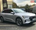 Серый Ауди E-Tron, объемом двигателя 0 л и пробегом 85 тыс. км за 33700 $, фото 1 на Automoto.ua