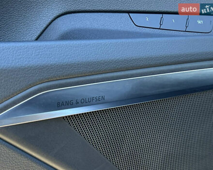 Серый Ауди E-Tron, объемом двигателя 0 л и пробегом 42 тыс. км за 47848 $, фото 57 на Automoto.ua