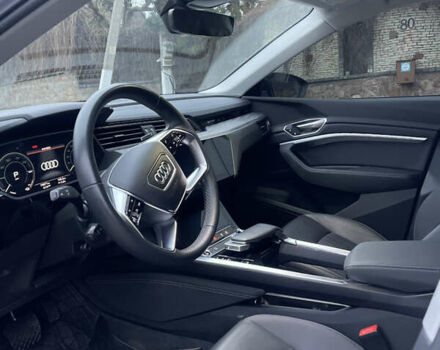 Серый Ауди E-Tron, объемом двигателя 0 л и пробегом 74 тыс. км за 37500 $, фото 31 на Automoto.ua