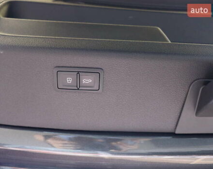 Серый Ауди E-Tron, объемом двигателя 0 л и пробегом 37 тыс. км за 55900 $, фото 47 на Automoto.ua