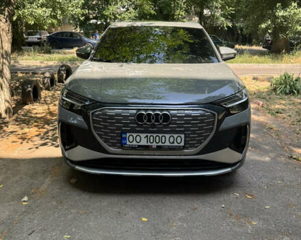 Серый Ауди E-Tron, объемом двигателя 0 л и пробегом 10 тыс. км за 37000 $, фото 1 на Automoto.ua