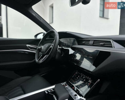 Сірий Ауді E-Tron, об'ємом двигуна 0 л та пробігом 48 тис. км за 49999 $, фото 94 на Automoto.ua