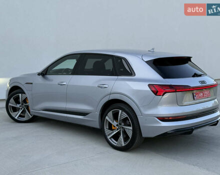 Сірий Ауді E-Tron, об'ємом двигуна 0 л та пробігом 63 тис. км за 39999 $, фото 24 на Automoto.ua