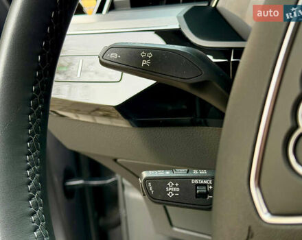 Серый Ауди E-Tron, объемом двигателя 0 л и пробегом 31 тыс. км за 46500 $, фото 65 на Automoto.ua