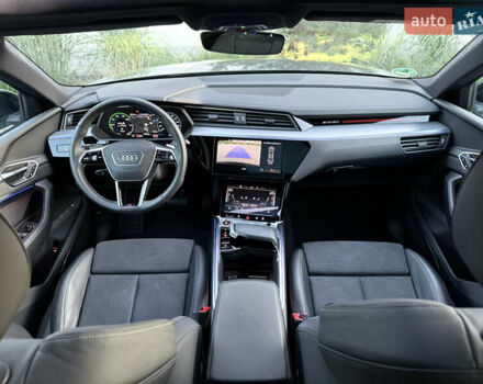 Сірий Ауді E-Tron, об'ємом двигуна 0 л та пробігом 25 тис. км за 47431 $, фото 82 на Automoto.ua