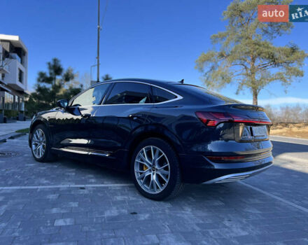 Серый Ауди E-Tron, объемом двигателя 0 л и пробегом 18 тыс. км за 42500 $, фото 19 на Automoto.ua