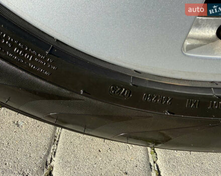 Серый Ауди E-Tron, объемом двигателя 0 л и пробегом 90 тыс. км за 33000 $, фото 100 на Automoto.ua