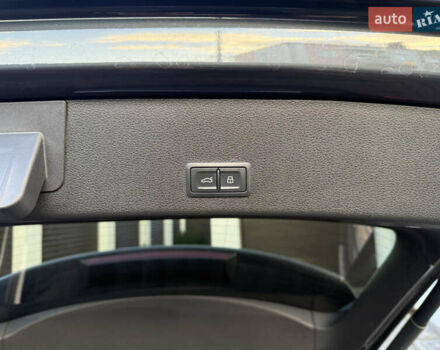 Серый Ауди E-Tron, объемом двигателя 0 л и пробегом 13 тыс. км за 36500 $, фото 33 на Automoto.ua