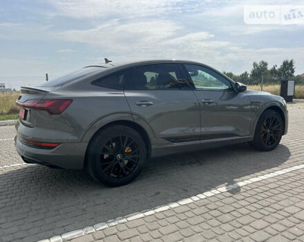 Серый Ауди E-Tron, объемом двигателя 0 л и пробегом 58 тыс. км за 44950 $, фото 10 на Automoto.ua