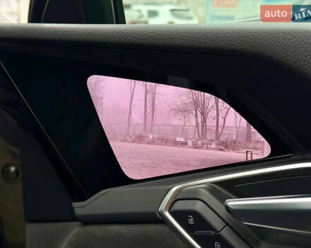 Серый Ауди E-Tron, объемом двигателя 0 л и пробегом 37 тыс. км за 49500 $, фото 61 на Automoto.ua