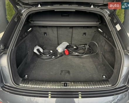 Сірий Ауді E-Tron, об'ємом двигуна 0 л та пробігом 99 тис. км за 33500 $, фото 15 на Automoto.ua