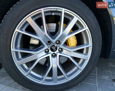 Серый Ауди E-Tron, объемом двигателя 0 л и пробегом 18 тыс. км за 42500 $, фото 5 на Automoto.ua