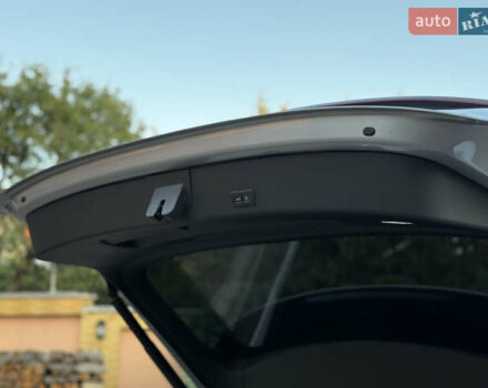 Сірий Ауді E-Tron, об'ємом двигуна 0 л та пробігом 49 тис. км за 36500 $, фото 65 на Automoto.ua