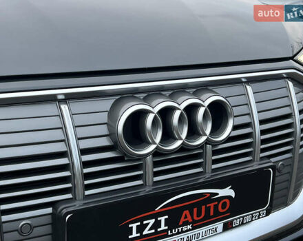 Серый Ауди E-Tron, объемом двигателя 0 л и пробегом 32 тыс. км за 41367 $, фото 14 на Automoto.ua