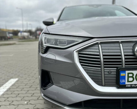 Сірий Ауді E-Tron, об'ємом двигуна 0 л та пробігом 45 тис. км за 38900 $, фото 17 на Automoto.ua