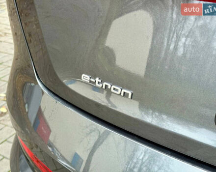 Сірий Ауді E-Tron, об'ємом двигуна 0 л та пробігом 39 тис. км за 46500 $, фото 13 на Automoto.ua