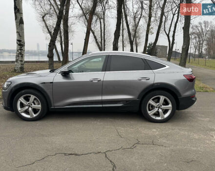 Сірий Ауді E-Tron, об'ємом двигуна 0 л та пробігом 61 тис. км за 39999 $, фото 1 на Automoto.ua