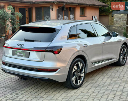Сірий Ауді E-Tron, об'ємом двигуна 0 л та пробігом 49 тис. км за 36500 $, фото 20 на Automoto.ua