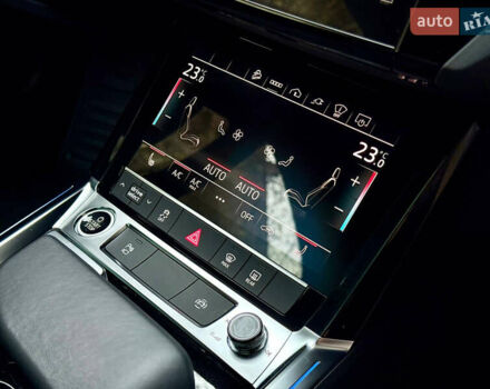 Серый Ауди E-Tron, объемом двигателя 0 л и пробегом 39 тыс. км за 44500 $, фото 55 на Automoto.ua