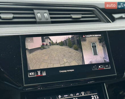 Сірий Ауді E-Tron, об'ємом двигуна 0 л та пробігом 48 тис. км за 49999 $, фото 71 на Automoto.ua