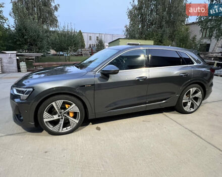 Сірий Ауді E-Tron, об'ємом двигуна 0 л та пробігом 55 тис. км за 42000 $, фото 10 на Automoto.ua