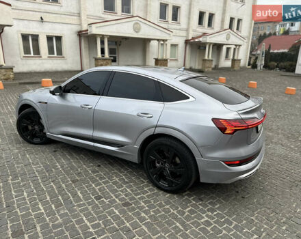Сірий Ауді E-Tron, об'ємом двигуна 0 л та пробігом 80 тис. км за 39900 $, фото 12 на Automoto.ua