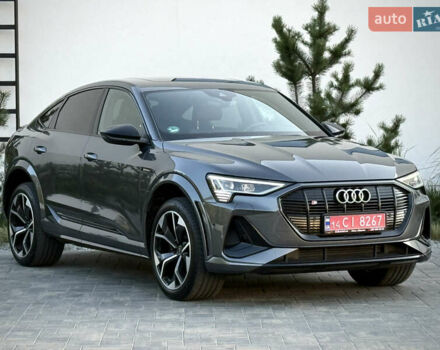 Сірий Ауді E-Tron, об'ємом двигуна 0 л та пробігом 25 тис. км за 47431 $, фото 8 на Automoto.ua