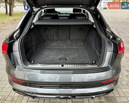 Сірий Ауді E-Tron, об'ємом двигуна 0 л та пробігом 39 тис. км за 46500 $, фото 45 на Automoto.ua