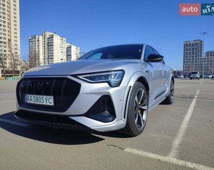 Сірий Ауді E-Tron, об'ємом двигуна 0 л та пробігом 36 тис. км за 47777 $, фото 5 на Automoto.ua