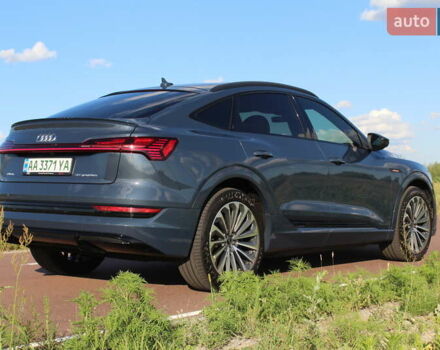 Сірий Ауді E-Tron, об'ємом двигуна 0 л та пробігом 80 тис. км за 38700 $, фото 15 на Automoto.ua