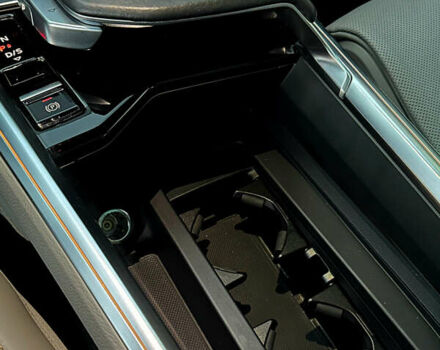 Серый Ауди E-Tron, объемом двигателя 0 л и пробегом 63 тыс. км за 40999 $, фото 32 на Automoto.ua