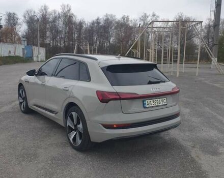 Серый Ауди E-Tron, объемом двигателя 0 л и пробегом 30 тыс. км за 45000 $, фото 5 на Automoto.ua