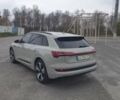 Серый Ауди E-Tron, объемом двигателя 0 л и пробегом 30 тыс. км за 45000 $, фото 5 на Automoto.ua