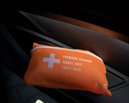 Серый Ауди E-Tron, объемом двигателя 0 л и пробегом 45 тыс. км за 42000 $, фото 50 на Automoto.ua