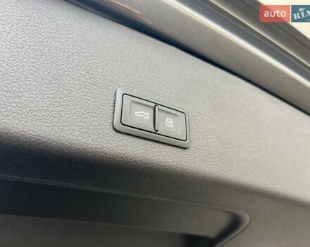 Серый Ауди E-Tron, объемом двигателя 0 л и пробегом 32 тыс. км за 43500 $, фото 31 на Automoto.ua