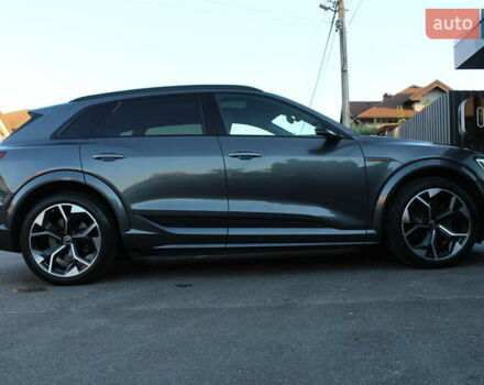 Сірий Ауді E-Tron, об'ємом двигуна 0 л та пробігом 28 тис. км за 47700 $, фото 10 на Automoto.ua
