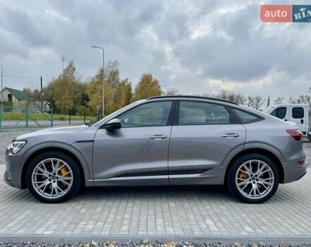 Ауди E-Tron 2022 в Хмельницком на Automoto.ua Серый Ауди E-Tron, объемом двигателя 0 л и пробегом 82 тыс. км за 39999 $, фото 6 на Automoto.ua