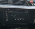 Серый Ауди E-Tron, объемом двигателя 0 л и пробегом 32 тыс. км за 42131 $, фото 68 на Automoto.ua