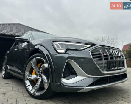 Сірий Ауді E-Tron, об'ємом двигуна 0 л та пробігом 22 тис. км за 49999 $, фото 1 на Automoto.ua