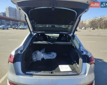 Сірий Ауді E-Tron, об'ємом двигуна 0 л та пробігом 36 тис. км за 47777 $, фото 15 на Automoto.ua