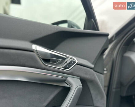 Сірий Ауді E-Tron, об'ємом двигуна 0 л та пробігом 22 тис. км за 49999 $, фото 43 на Automoto.ua