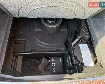 Серый Ауди E-Tron, объемом двигателя 0 л и пробегом 65 тыс. км за 53900 $, фото 19 на Automoto.ua