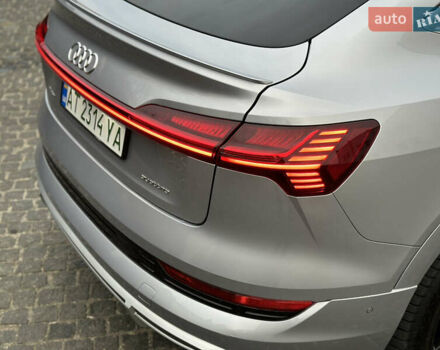 Сірий Ауді E-Tron, об'ємом двигуна 0 л та пробігом 80 тис. км за 39900 $, фото 23 на Automoto.ua