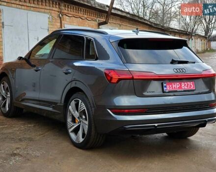 Сірий Ауді E-Tron, об'ємом двигуна 0 л та пробігом 100 тис. км за 41888 $, фото 105 на Automoto.ua