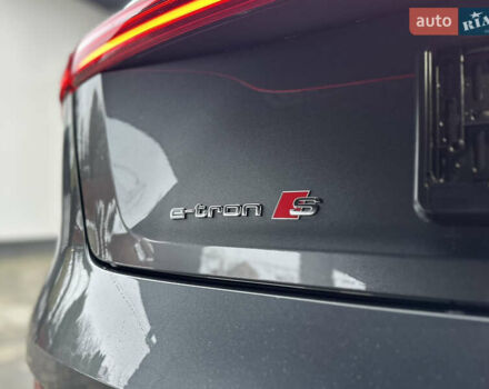 Серый Ауди E-Tron, объемом двигателя 0 л и пробегом 48 тыс. км за 49999 $, фото 33 на Automoto.ua