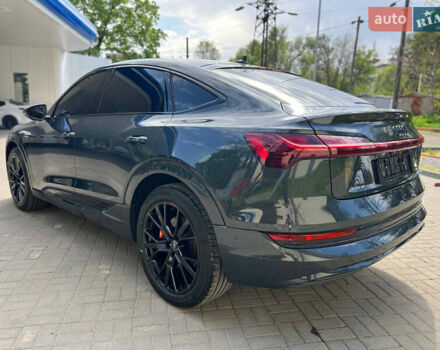 Серый Ауди E-Tron, объемом двигателя 0 л и пробегом 15 тыс. км за 42500 $, фото 11 на Automoto.ua