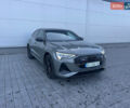 Серый Ауди E-Tron, объемом двигателя 0 л и пробегом 45 тыс. км за 45950 $, фото 3 на Automoto.ua