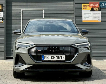 Серый Ауди E-Tron, объемом двигателя 0 л и пробегом 59 тыс. км за 46000 $, фото 1 на Automoto.ua