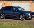 Сірий Ауді E-Tron, об'ємом двигуна 0 л та пробігом 100 тис. км за 41888 $, фото 100 на Automoto.ua
